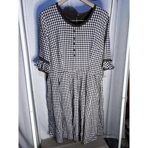 Vintage 60s 70s Brown Gingham Scoopneck Ruffle Button Midi Dress